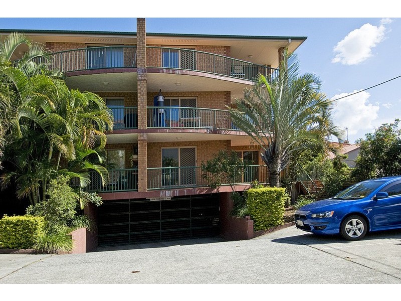 2/40 Little Norman Street, Southport QLD 4215