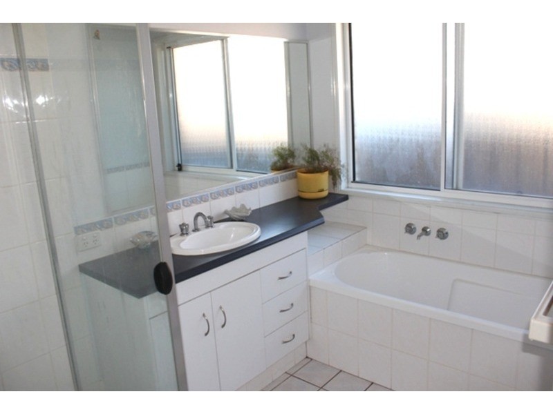 4 Leisel Close, Upper Coomera QLD 4209