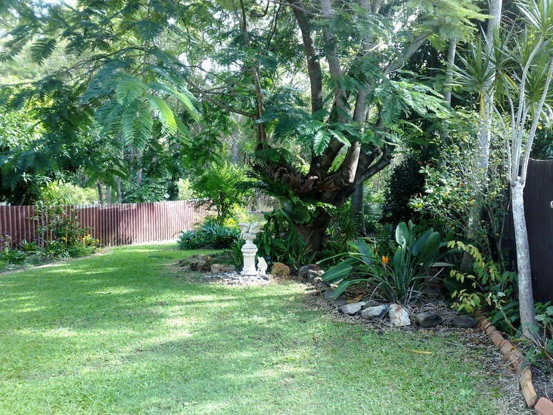 59 Ridgeway Avenue, Southport QLD 4215