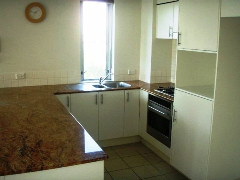 6/2898-2910 Gold Coast Highway, Surfers Paradise QLD 4217