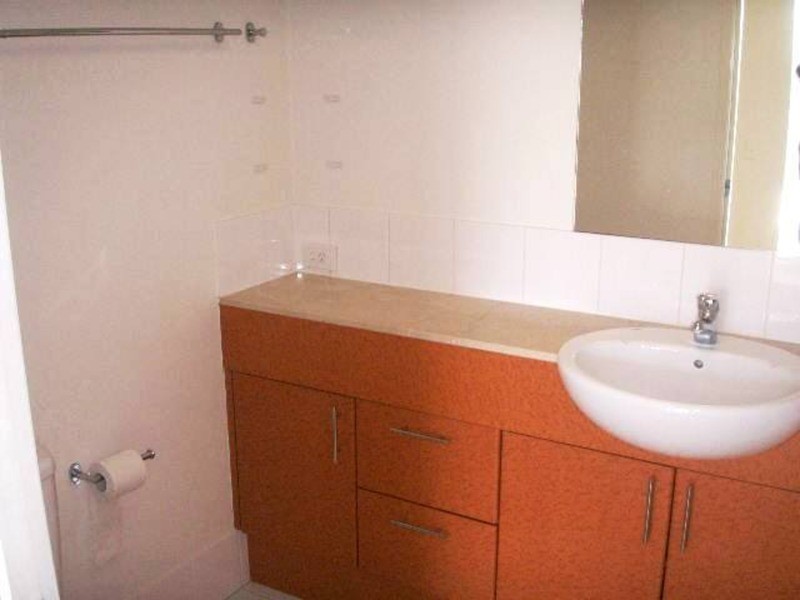 6/2898-2910 Gold Coast Highway, Surfers Paradise QLD 4217