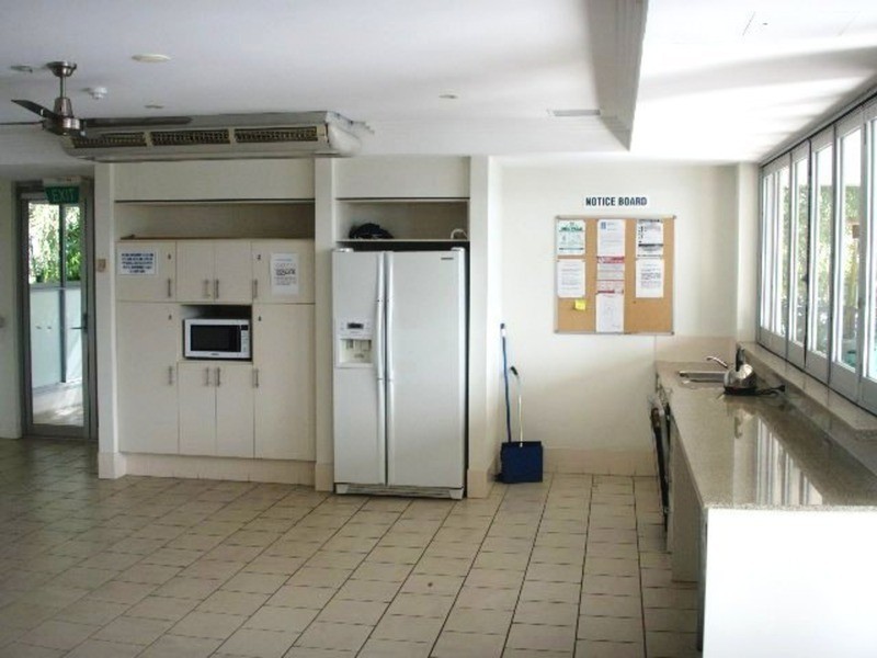 6/2898-2910 Gold Coast Highway, Surfers Paradise QLD 4217