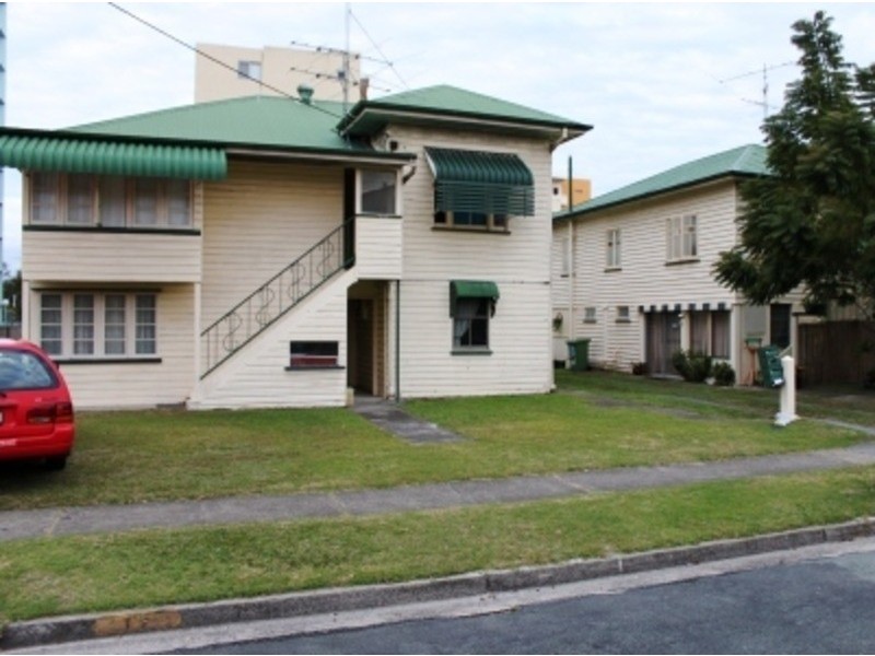 13 & 15 Norman Street, Southport QLD 4215