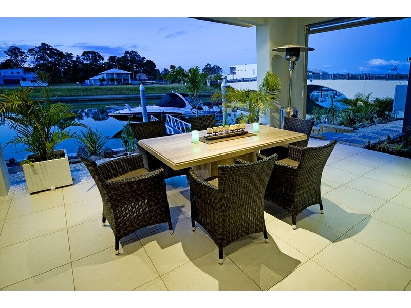 3 North Quay Drive, Biggera Waters QLD 4216