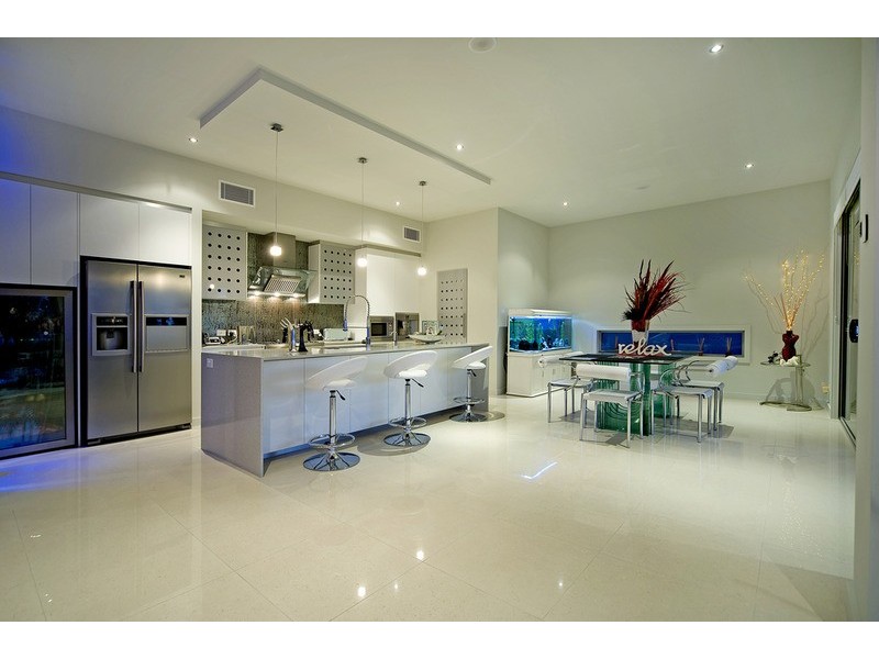 3 North Quay Drive, Biggera Waters QLD 4216