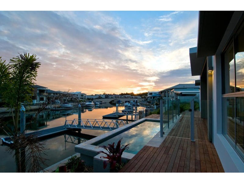 64 East Quay Drive, Biggera Waters QLD 4216