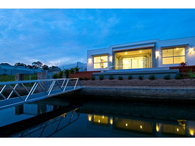 64 East Quay Drive, Biggera Waters QLD 4216