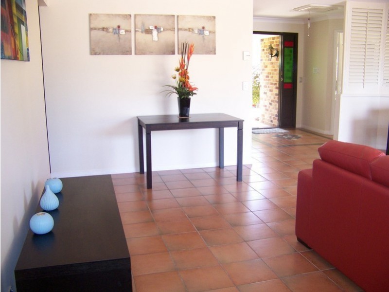 5 Erave Avenue, Runaway Bay QLD 4216