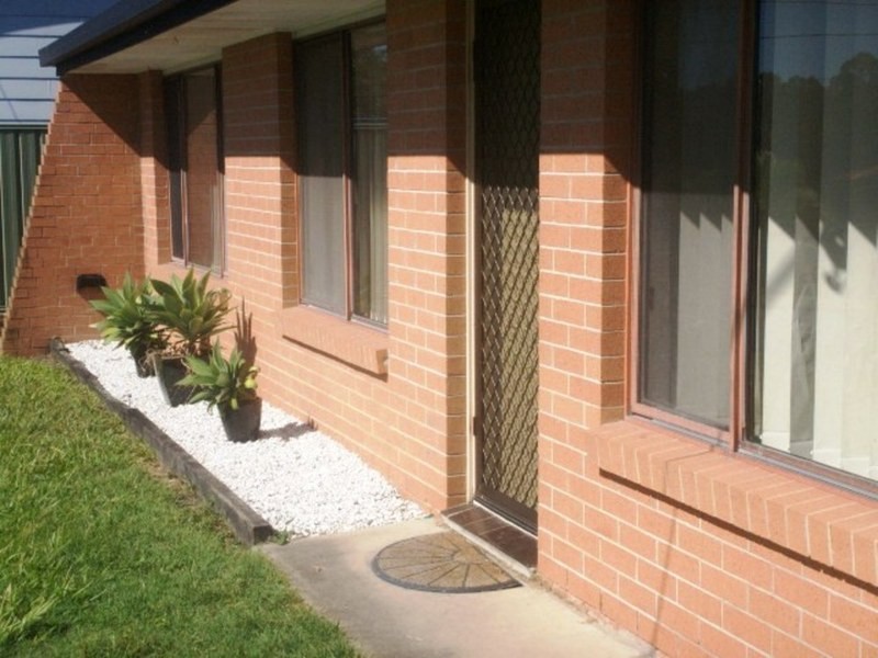 4 Wentworth Avenue, Molendinar QLD 4214