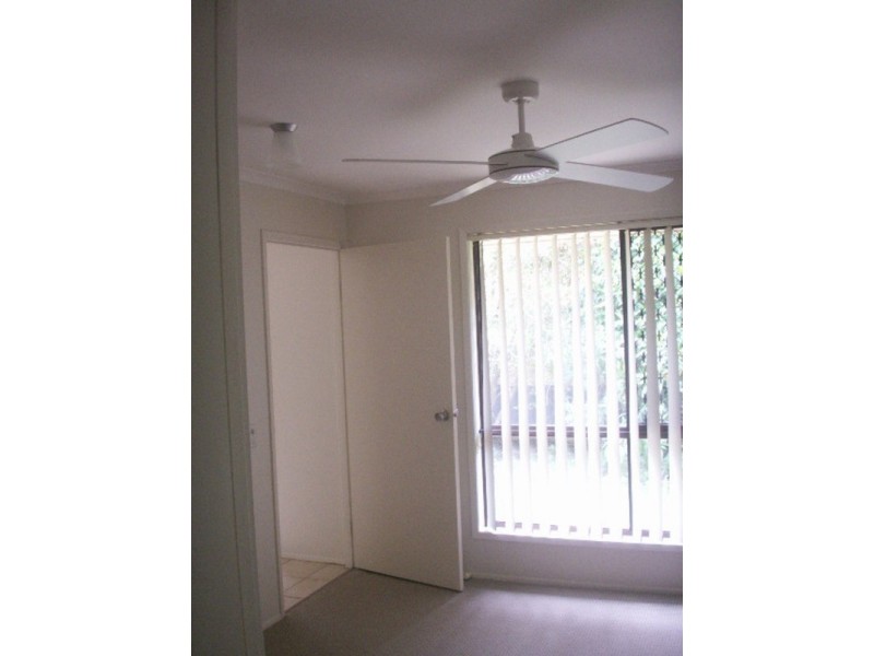 4 Wentworth Avenue, Molendinar QLD 4214