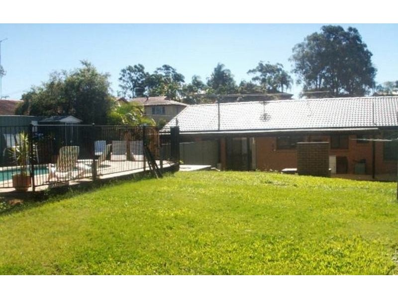 4 Wentworth Avenue, Molendinar QLD 4214