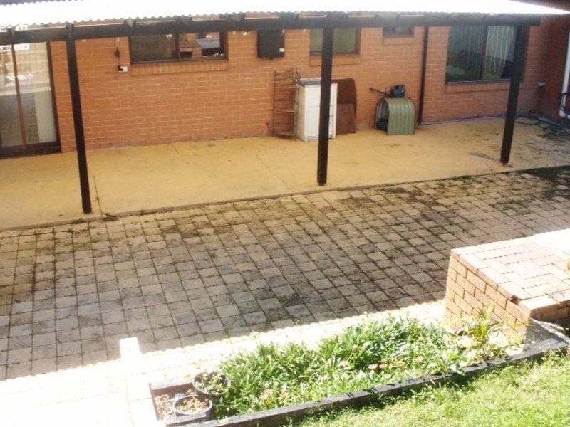 4 Wentworth Avenue, Molendinar QLD 4214