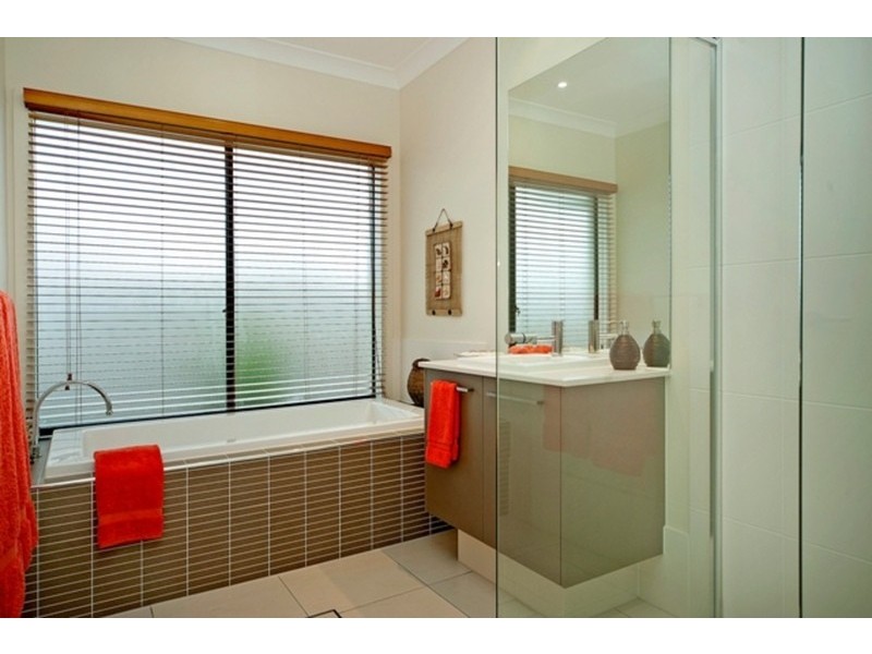 103 Compass Drive, Biggera Waters QLD 4216