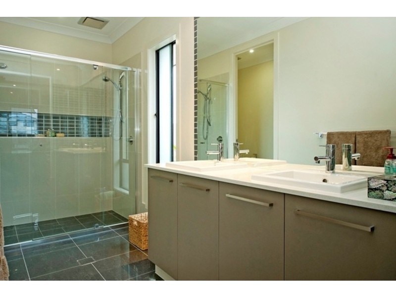 103 Compass Drive, Biggera Waters QLD 4216