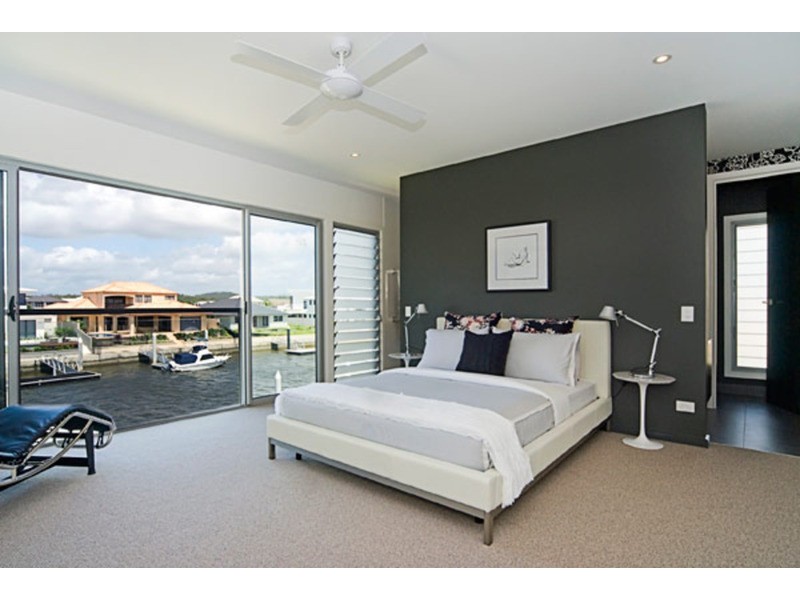 29 North Quay Drive, Biggera Waters QLD 4216