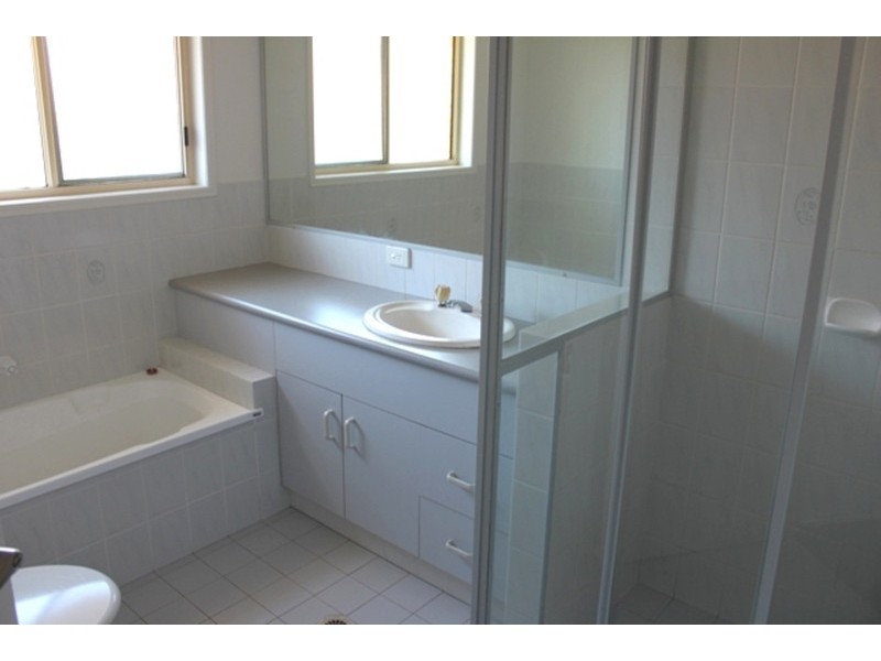 4/97 Pohlman Street, Southport QLD 4215