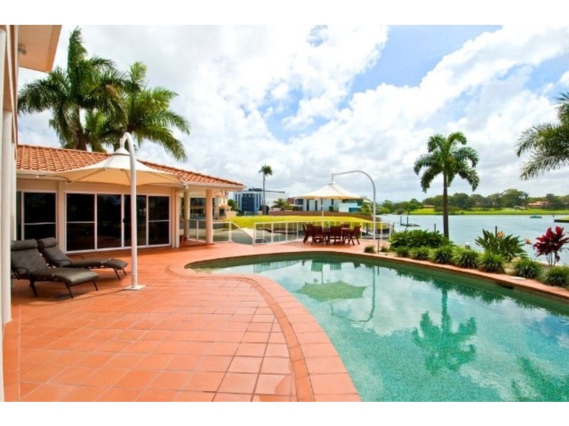 34 Midshipman Court, Paradise Waters QLD 4217