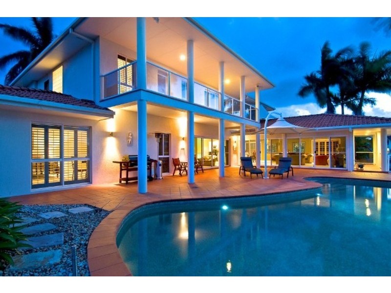 34 Midshipman Court, Paradise Waters QLD 4217