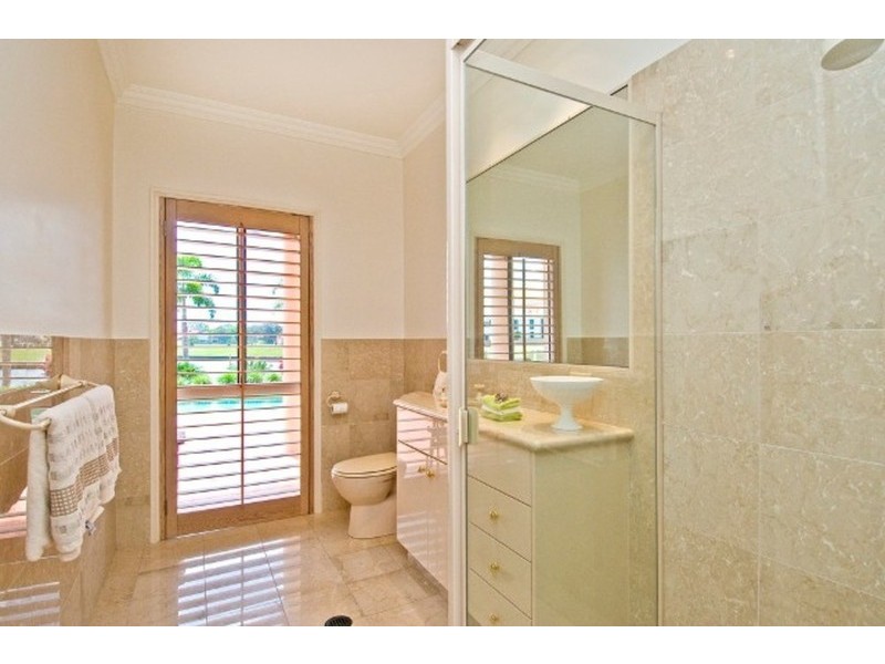 34 Midshipman Court, Paradise Waters QLD 4217