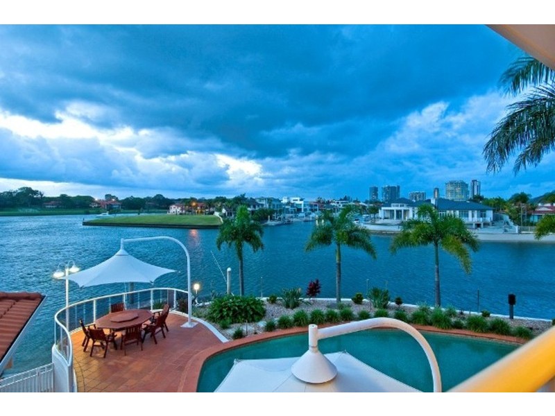 34 Midshipman Court, Paradise Waters QLD 4217