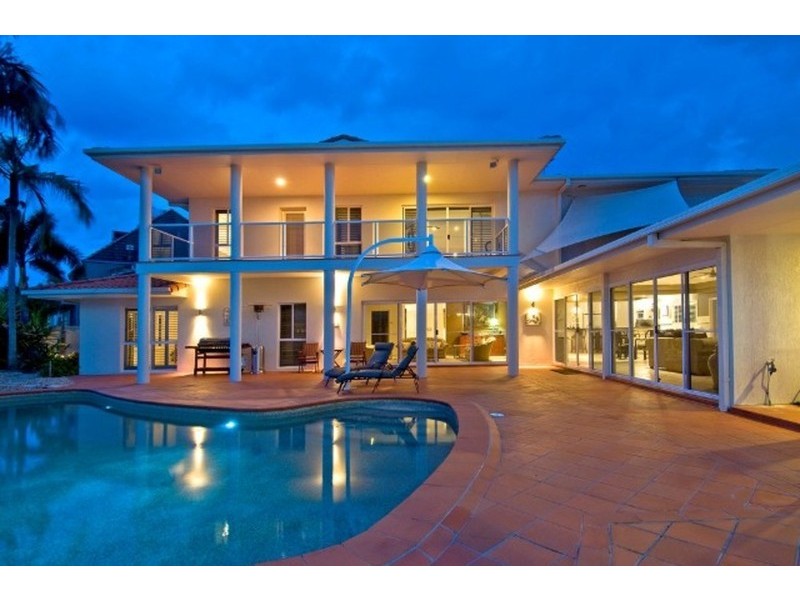 34 Midshipman Court, Paradise Waters QLD 4217