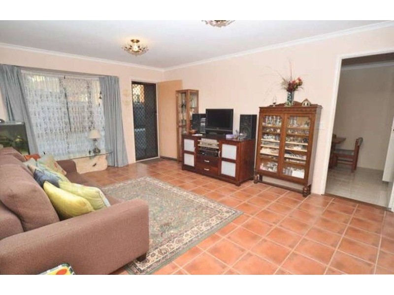 2/12 Hentdale Court, Labrador QLD 4215