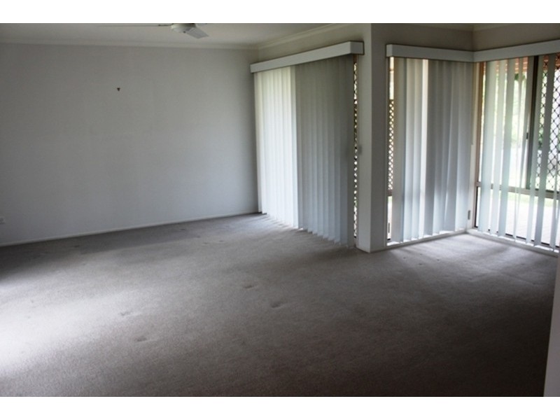 254 Mildura Drive, Helensvale QLD 4212