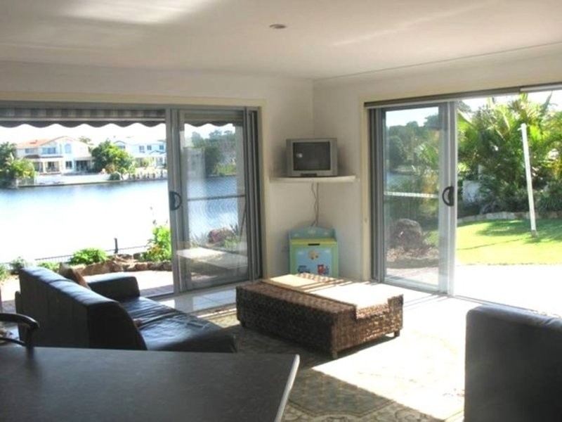 55/40 Cotlew Street, Southport QLD 4215