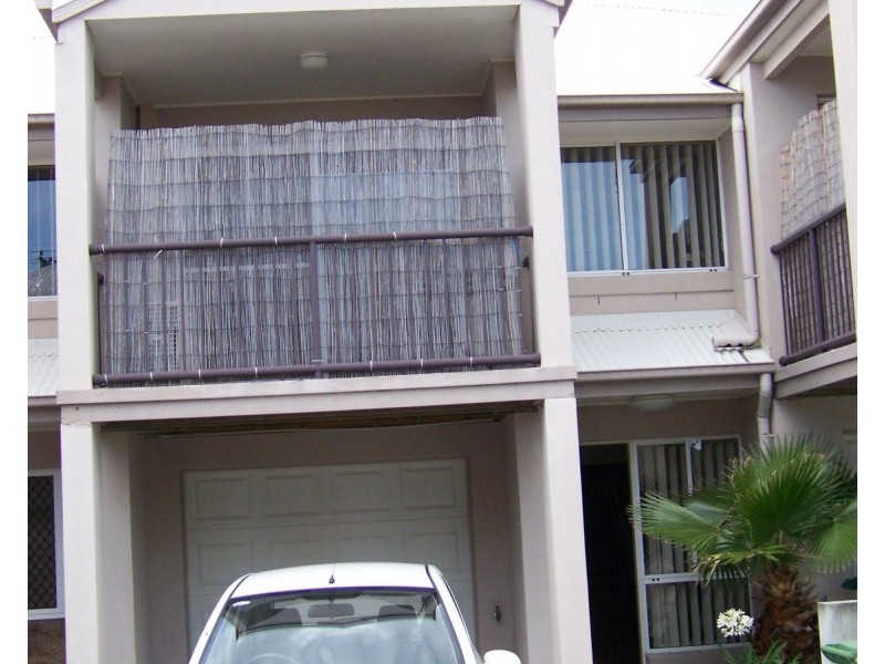 4/218 Queen Street, Southport QLD 4215