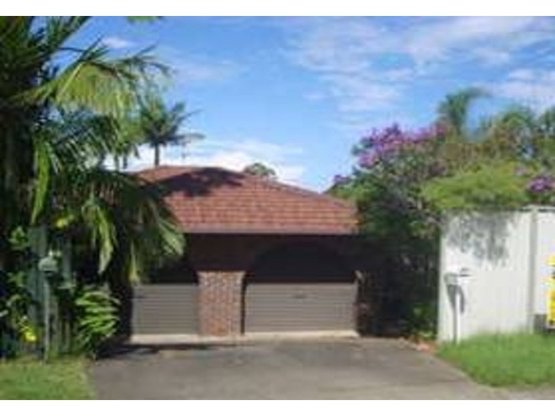 Labrador QLD 4215