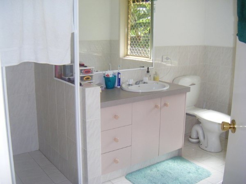 1/40 Binstead Drive, Southport QLD 4215