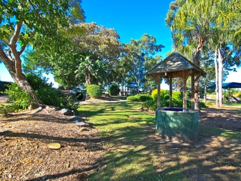61 Merrilaine Crescent, Merrimac QLD 4226