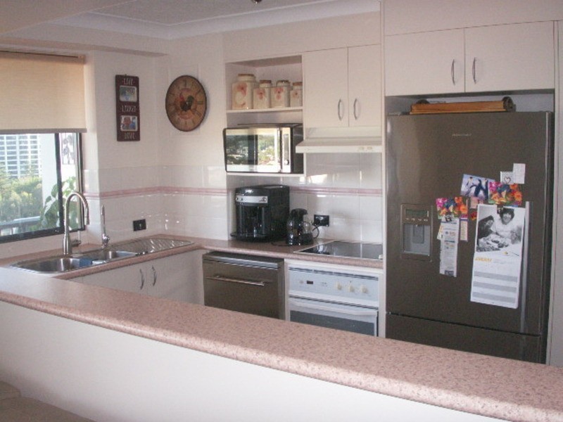 33/20 Commodore Drive, Surfers Paradise QLD 4217