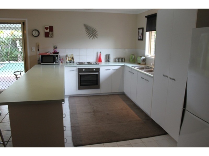 4 Crelga Circuit, Merrimac QLD 4226