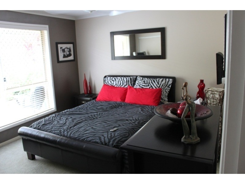 4 Crelga Circuit, Merrimac QLD 4226