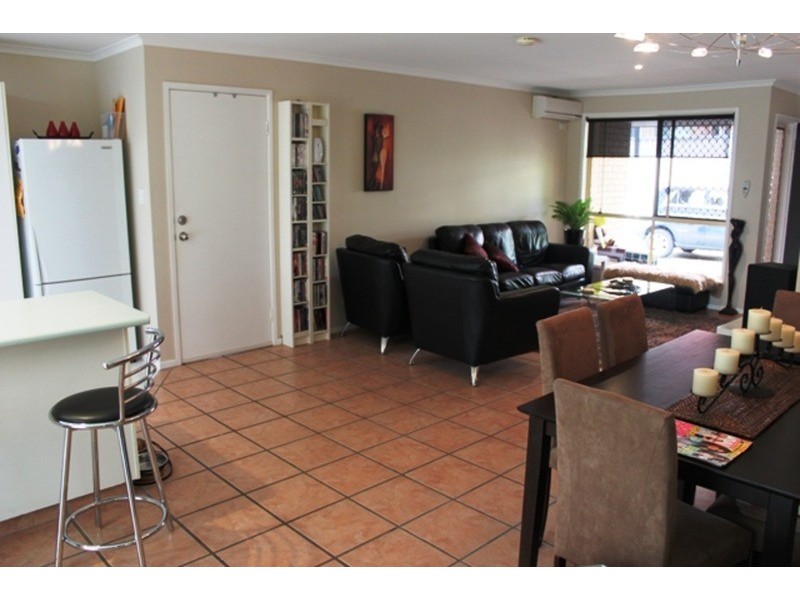 4 Crelga Circuit, Merrimac QLD 4226