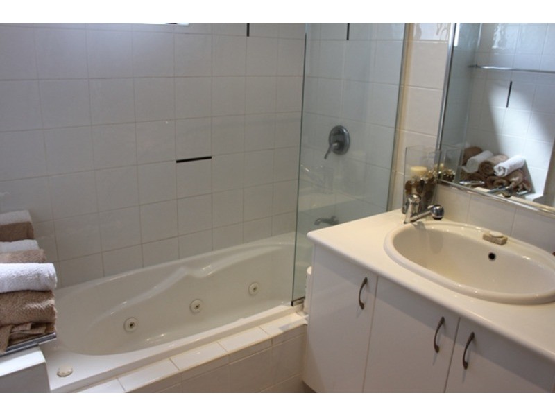 13/14-18 Little Norman Street, Southport QLD 4215