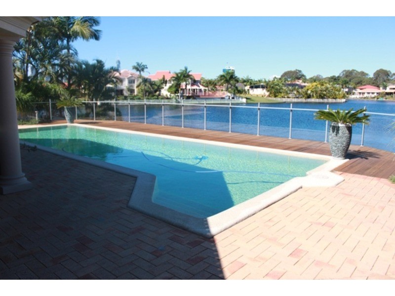 26/40 Cotlew St East Street, Southport QLD 4215