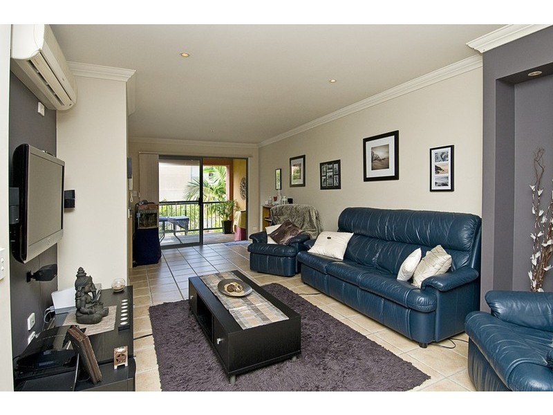116/20 Fairway Drive, Clear Island Waters QLD 4226
