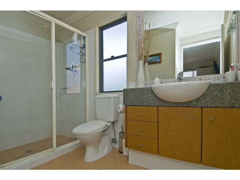 116/20 Fairway Drive, Clear Island Waters QLD 4226