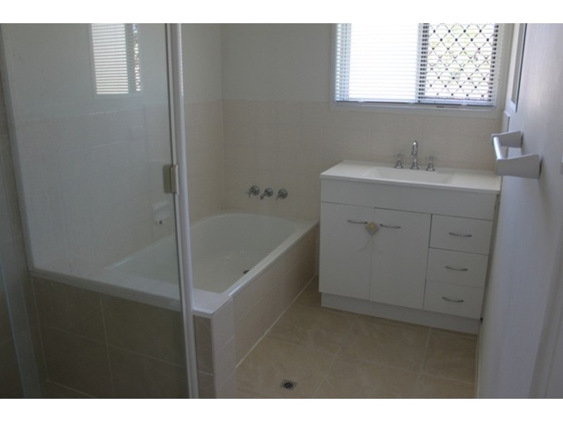 156 Benowa Road, Southport QLD 4215