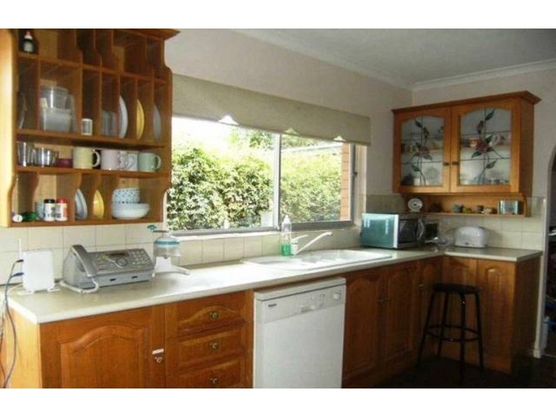 16 Jippi Avenue, Southport QLD 4215