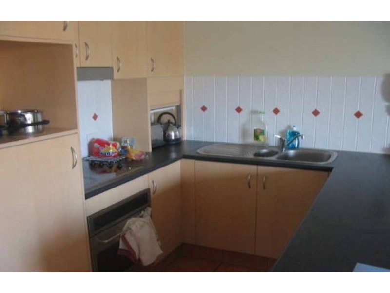 18/5 Railway Street, Southport QLD 4215