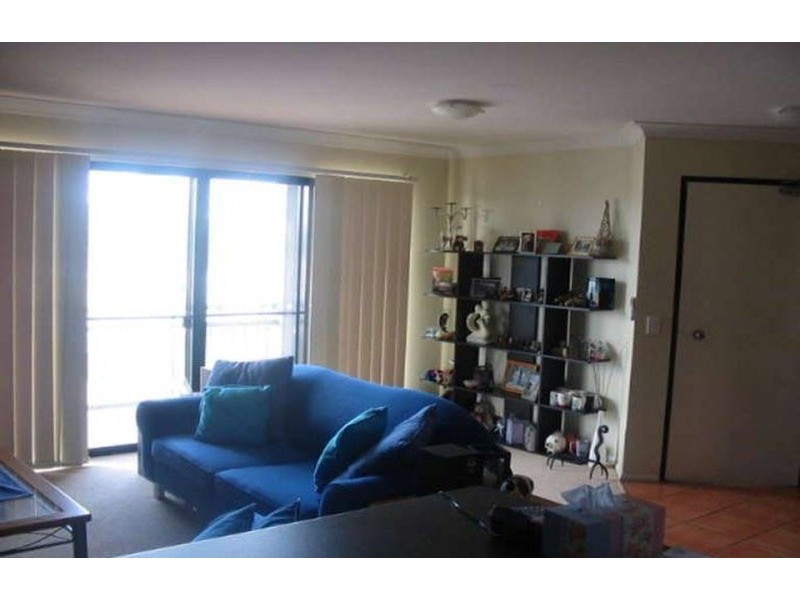 18/5 Railway Street, Southport QLD 4215