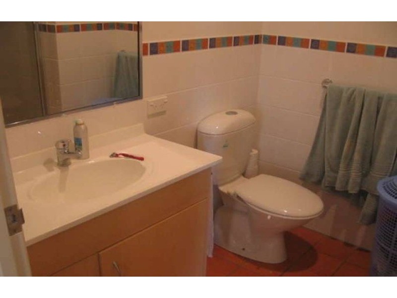 18/5 Railway Street, Southport QLD 4215