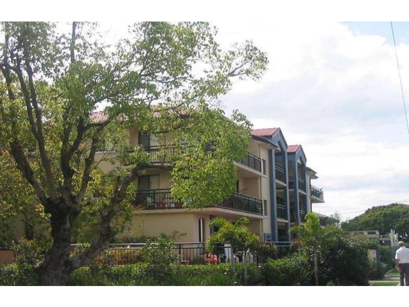 18/5 Railway Street, Southport QLD 4215