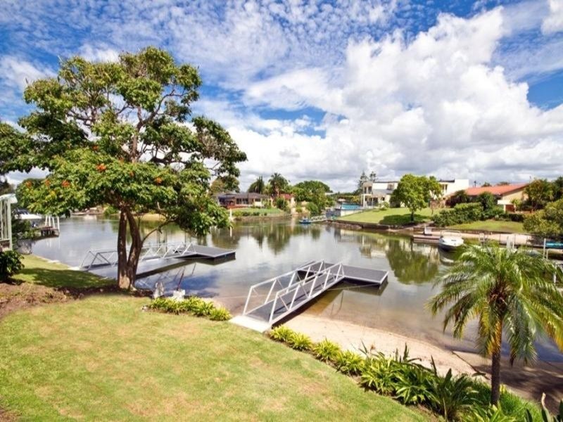 Isle Of Capri QLD 4217