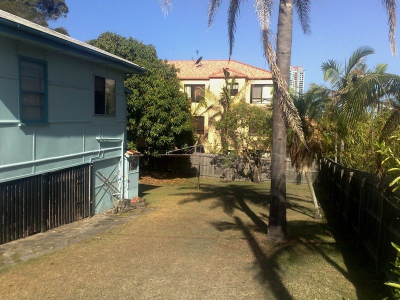 13 Gillian Lane, Southport QLD 4215