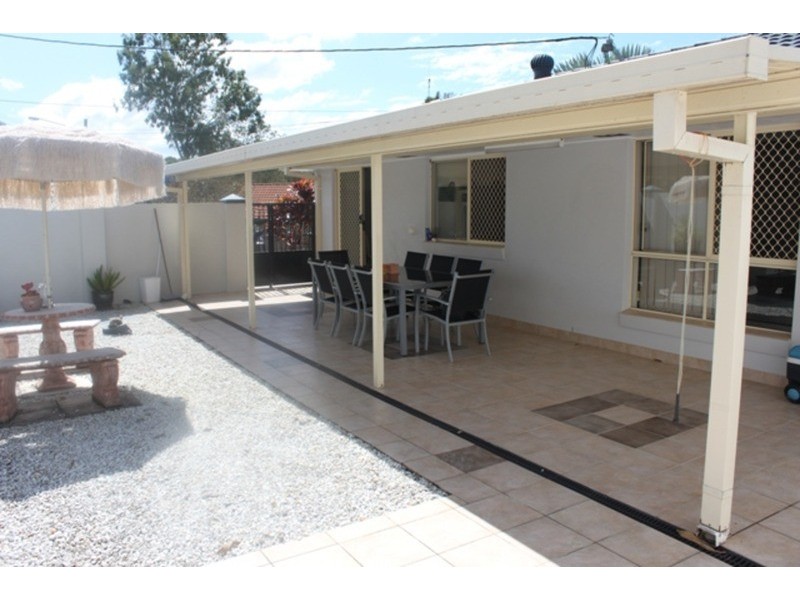 1/39 Binstead Drive, Southport QLD 4215