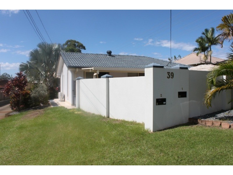 1/39 Binstead Drive, Southport QLD 4215